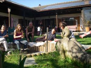 Brotzeit im Garten